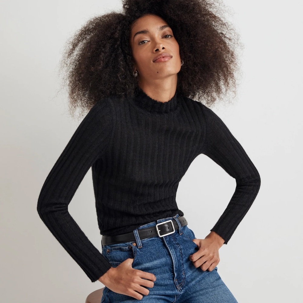 Madewell Alpaca Blend Mockneck Sweater in True Black